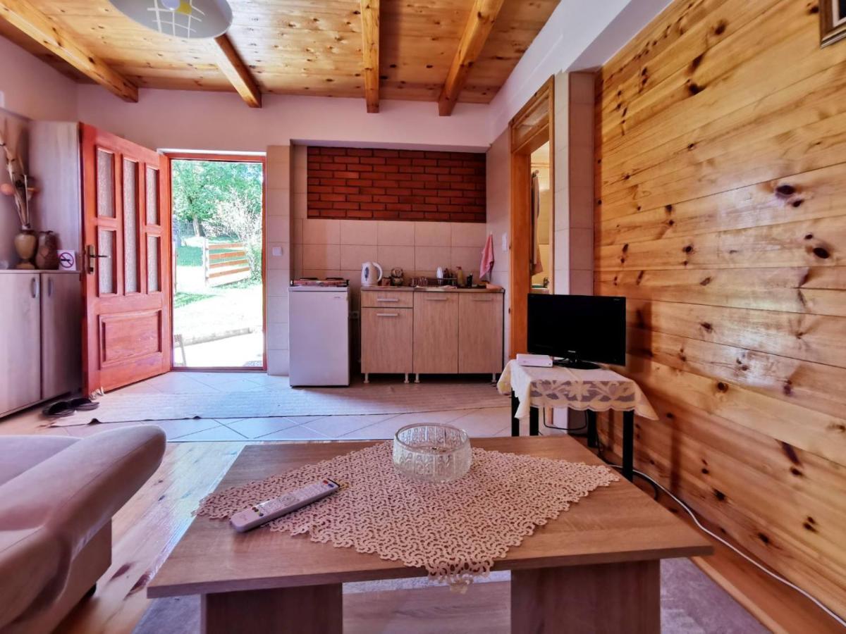 Apartmani Beslic Kremna Dış mekan fotoğraf
